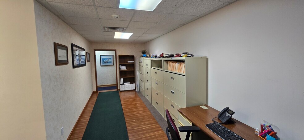 More Photos Of 1004-1010 Vivian Dr, Grafton Office For Sale