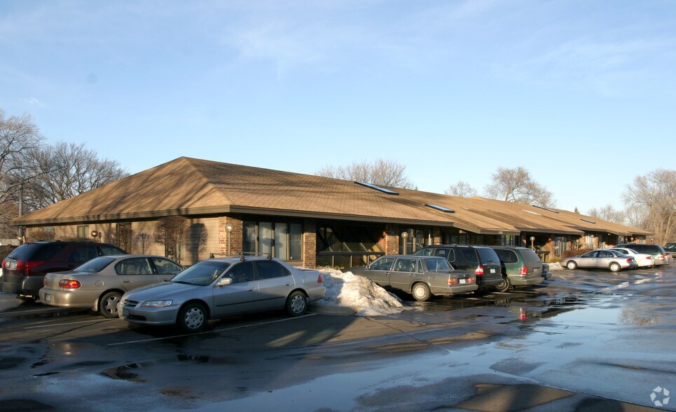 More Photos Of 6200 Excelsior Blvd, Saint Louis Park Office For Sale