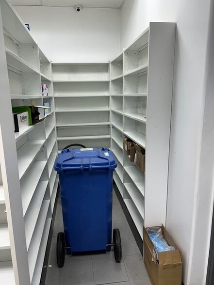 More Photos Of 4510 5th Ave, Brooklyn Storefront Retail Residential For Lease