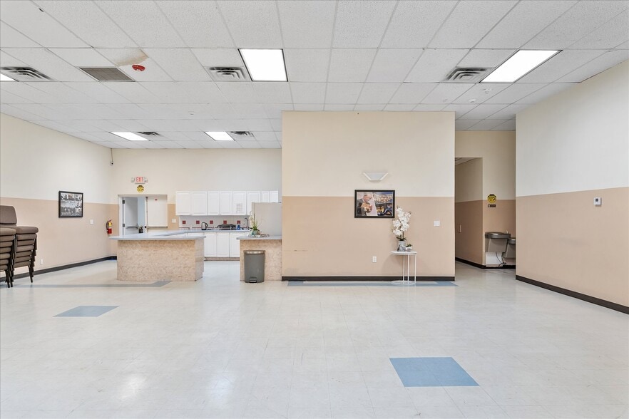 More Photos Of 2647-2699 N State Road 7, Lauderhill Storefront For Lease