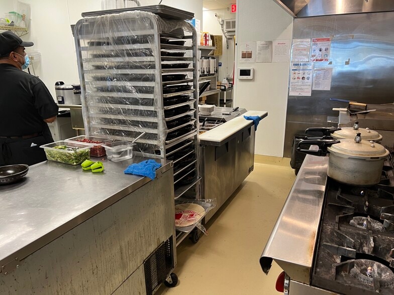 More Photos Of 13824 Red Hill Ave, Tustin Restaurant For Lease