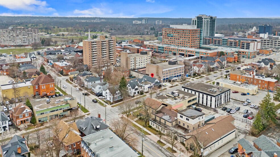 More Photos Of 196 King St, St Catharines Office For Sale