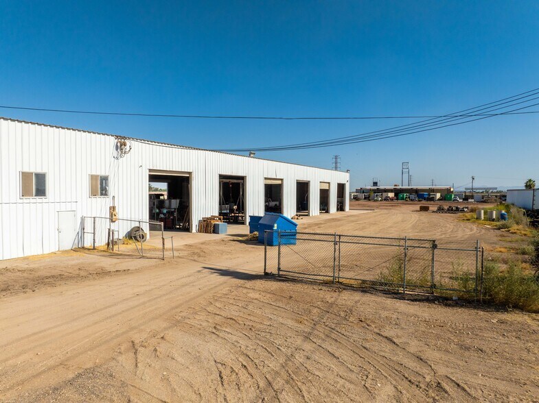 More Photos Of 397 E Evan Hewes Hwy, El Centro Auto Repair For Sale