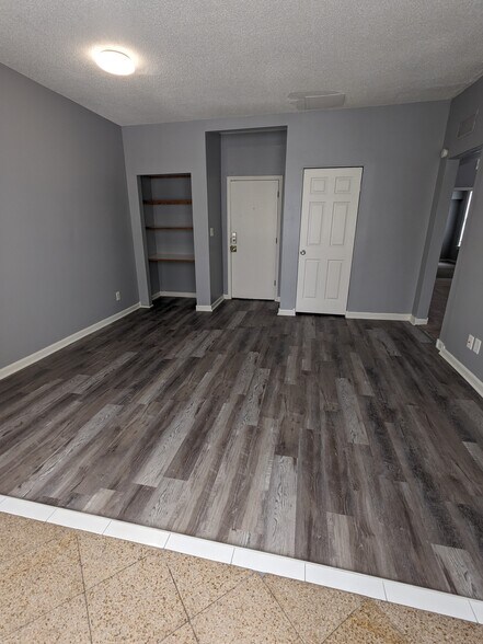 More Photos Of 3933 Warwick Blvd, Kansas City Apartments For Sale