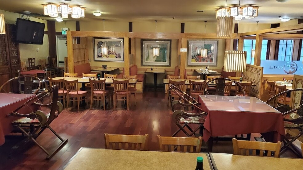 More Photos Of 39888 Balentine Dr, Newark Restaurant For Sale