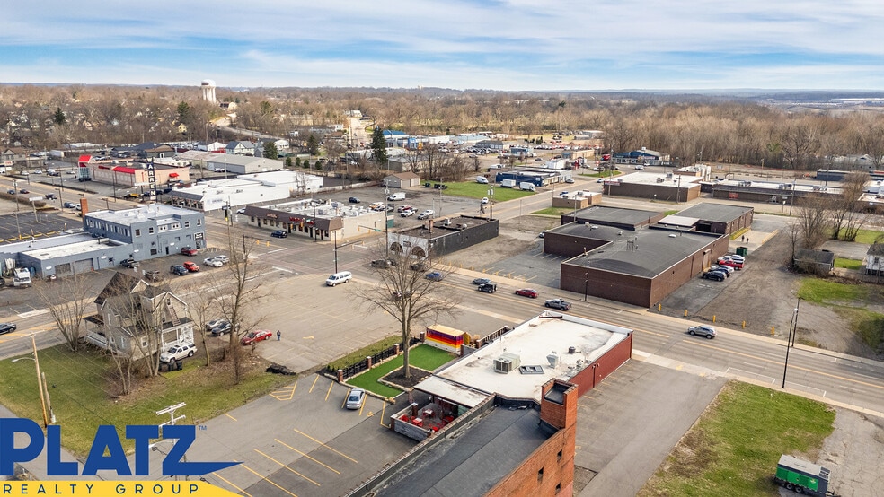 More Photos Of 439 E Market St, Warren Restaurant For Sale