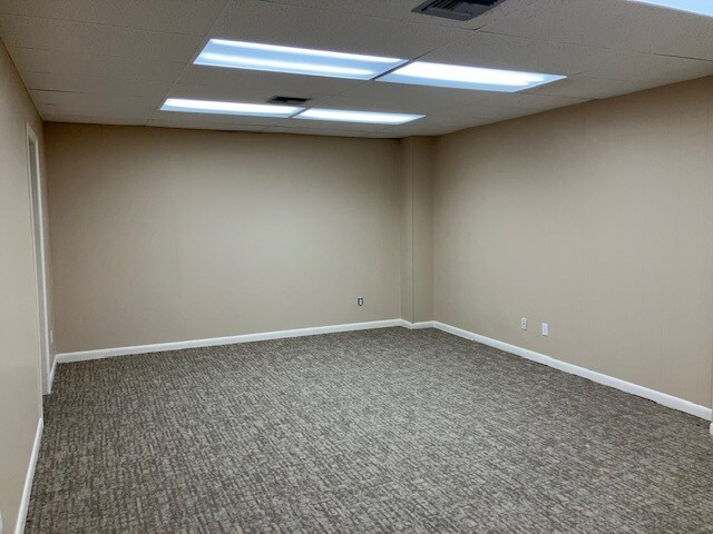 More Photos Of 4233-4247 El Prado Blvd, Tampa Storefront Retail Office For Lease