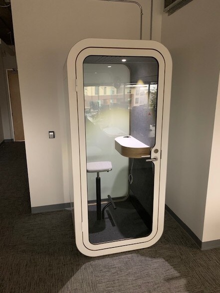 More Photos Of 900 Veterans Blvd, Redwood City Office For Lease