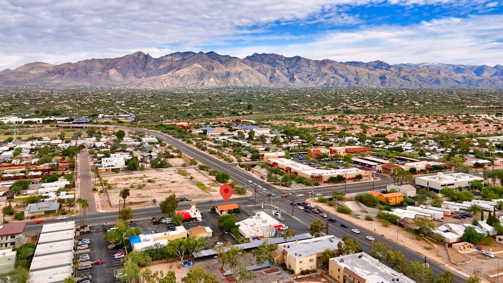 More Photos Of 3854 E Fort Lowell Rd, Tucson Freestanding For Sale