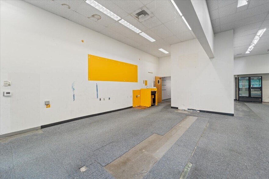 More Photos Of 12750 S Military Trl, Boynton Beach Drugstore For Sale