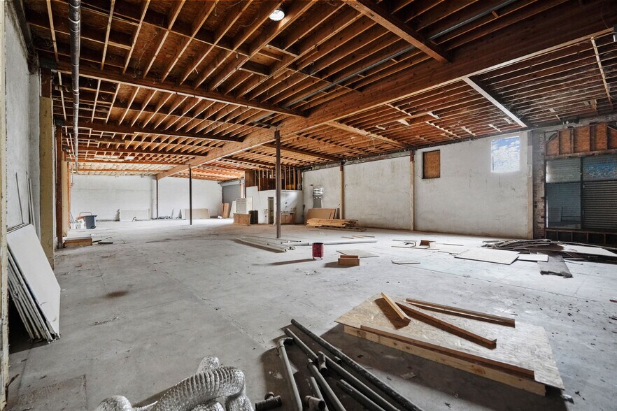 More Photos Of 741 E Compton Blvd, Compton Storefront For Lease