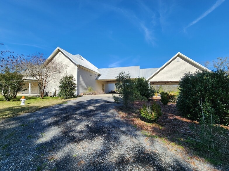 More Photos Of 7495 Union Rd, Hahira Restaurant For Sale