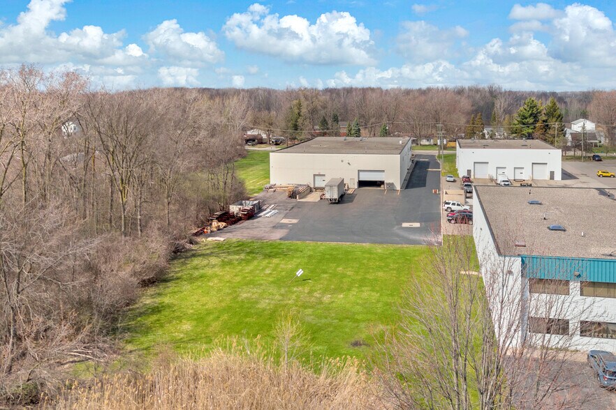 More Photos Of 30881 Beverly Rd, Romulus Warehouse For Sale