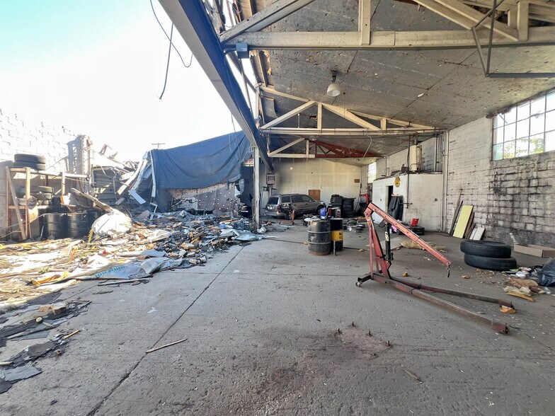 More Photos Of 2010 Schaper Ave, Erie Warehouse For Sale