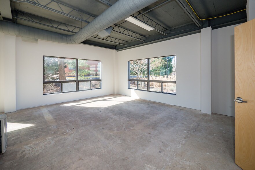 More Photos Of 151 Spring St, Herndon Medical For Lease