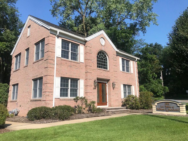 More Photos Of 295 Spring Valley Rd, Park Ridge Office For Sale