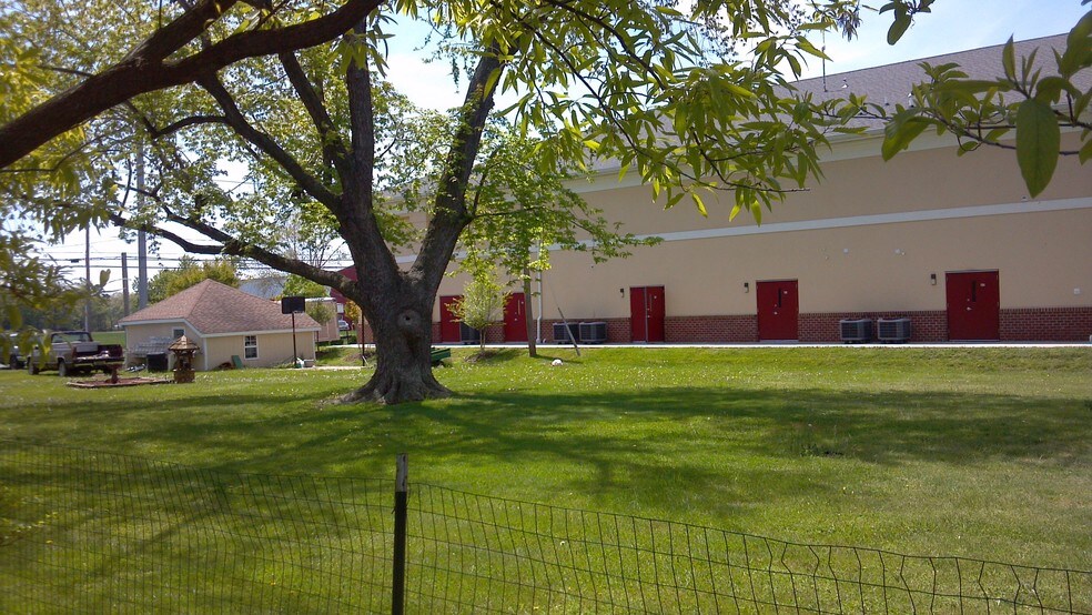 More Photos Of 2109 Main St, Chester Storefront Retail Office For Sale