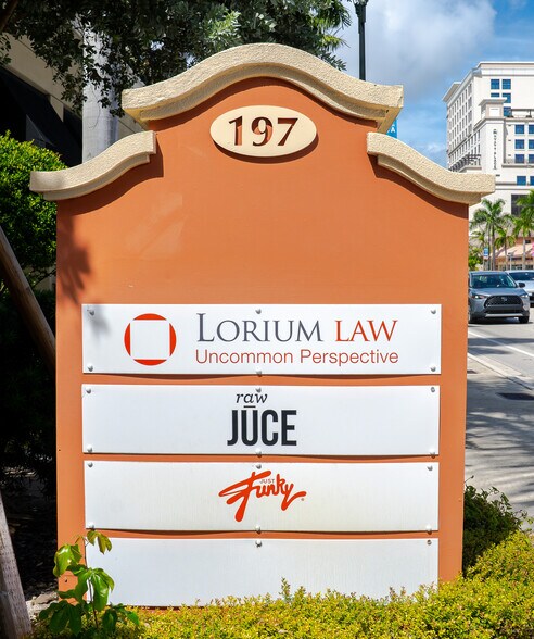 More Photos Of 197 S Federal Hwy, Boca Raton Office For Lease