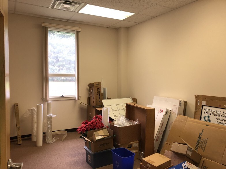 More Photos Of 1600 Reed Rd, Pennington Light Distribution For Sale