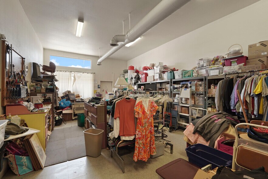 More Photos Of 2 N Main St, Lodi Storefront Retail Office For Sale