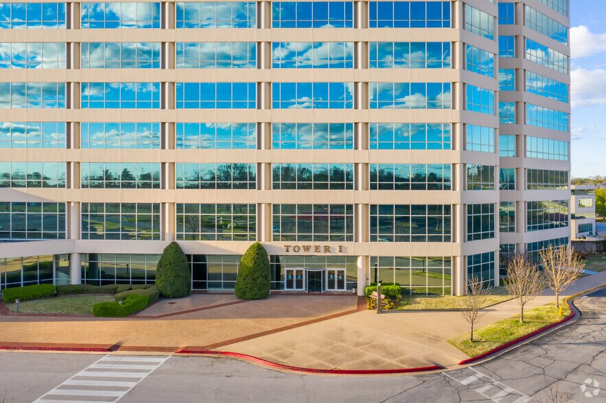 More Photos Of 7130-7140 S Lewis Ave, Tulsa Unknown For Lease