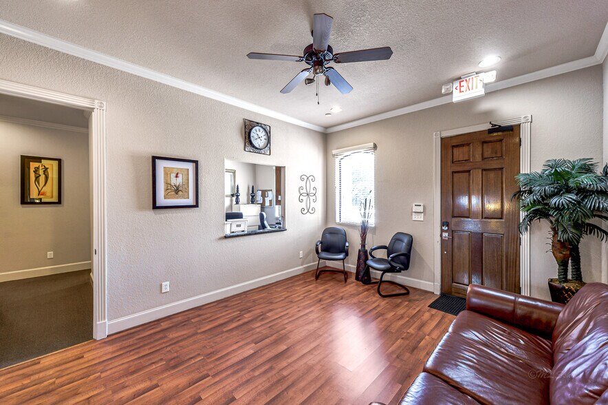 More Photos Of 1846 Snake River Rd, Katy Medical For Lease