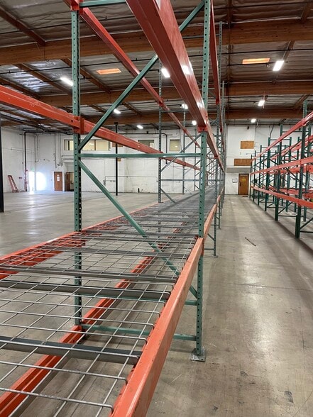 More Photos Of 6925 Atlantic Ave, Long Beach Warehouse For Lease