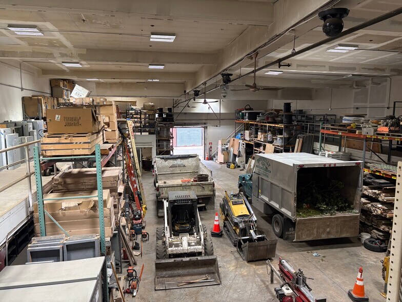 More Photos Of 4211-15 Leiper St, Philadelphia Light Manufacturing For Lease