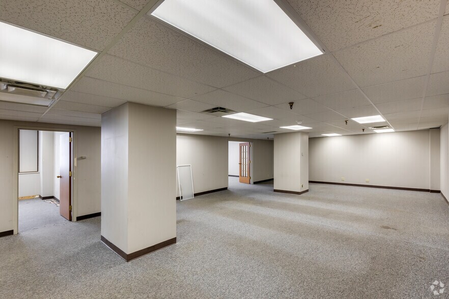 Photo of 45th Floor Ste 60-4500