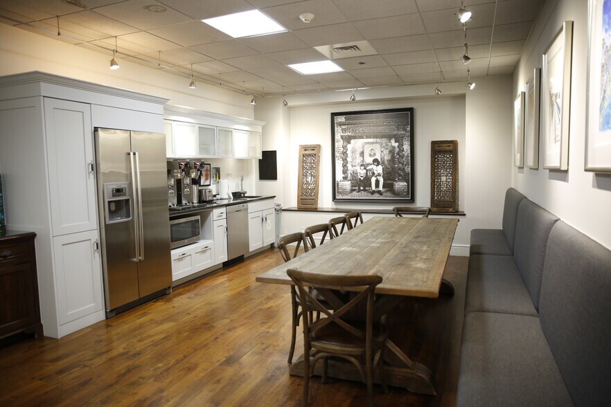 More Photos Of 940 Route 28, Harwich Office Residential For Lease