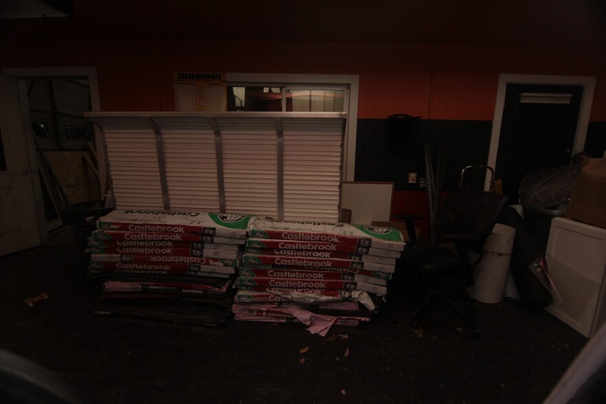 More Photos Of 4706 12th St, Rock Island Auto Dealership For Sale