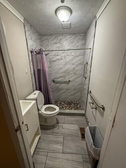 More Photos Of 483 Caribou Rd, Asheville Specialty For Sale