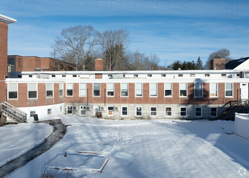 More Photos Of 7-11 Park St, Bath Apartments For Lease