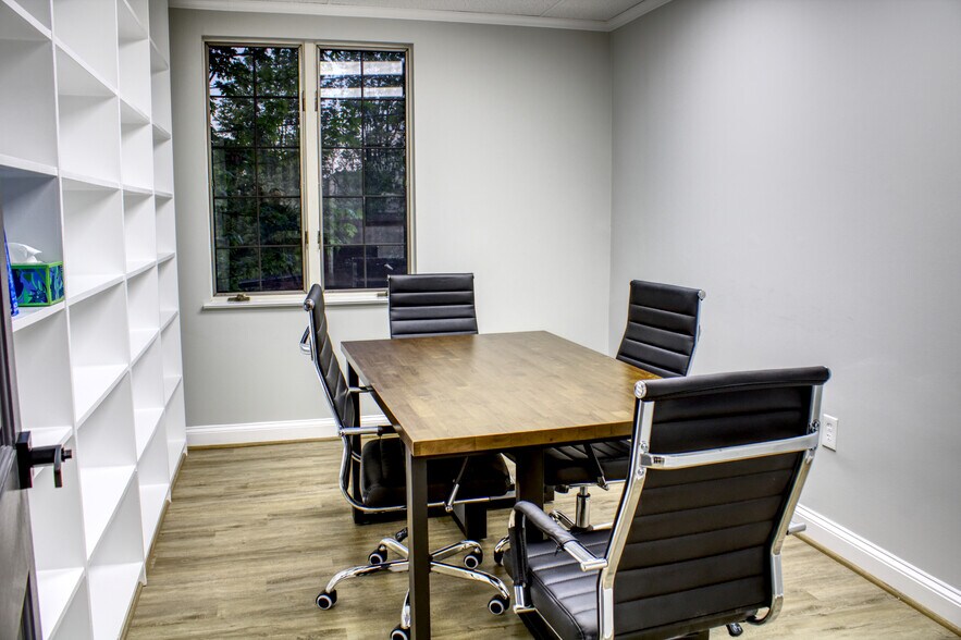 More Photos Of 10521 Judicial Dr, Fairfax Medical For Sale
