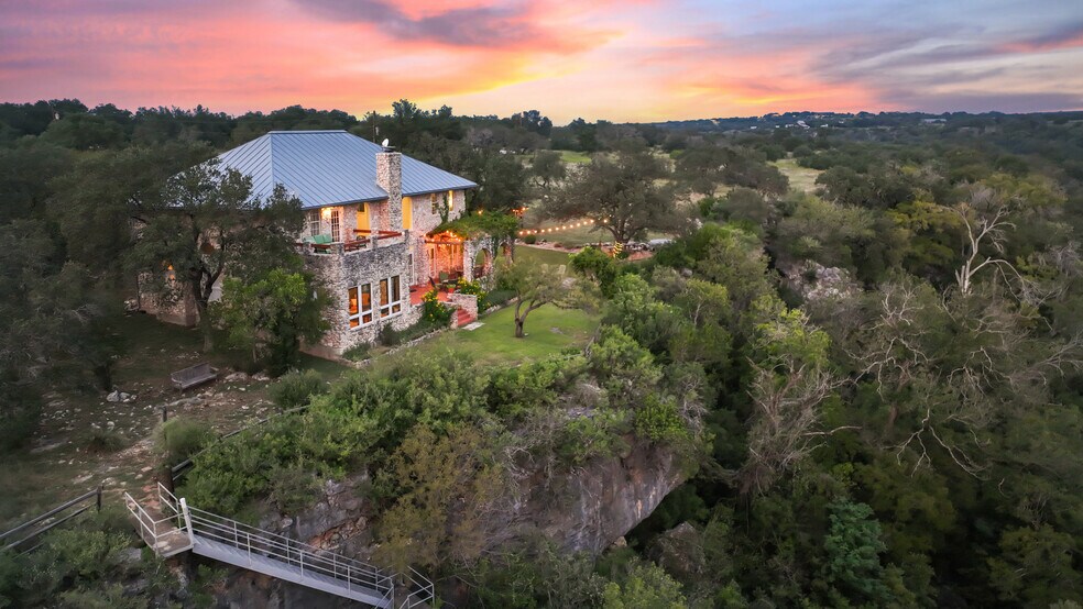 More Photos Of 5229 Hupedo Ranch Rd, Spicewood Specialty For Sale