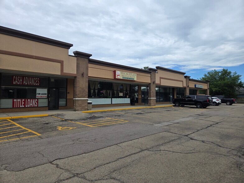 More Photos Of 320 Eagle Dr, Rochelle Unknown For Lease