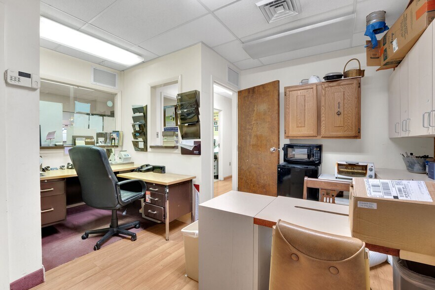 More Photos Of 611 S Carlin Springs Rd, Arlington Medical For Lease