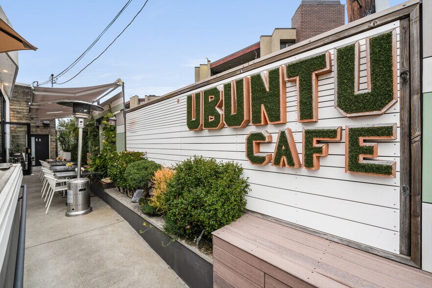 More Photos Of 335 Nieto Ave, Long Beach Restaurant For Sale