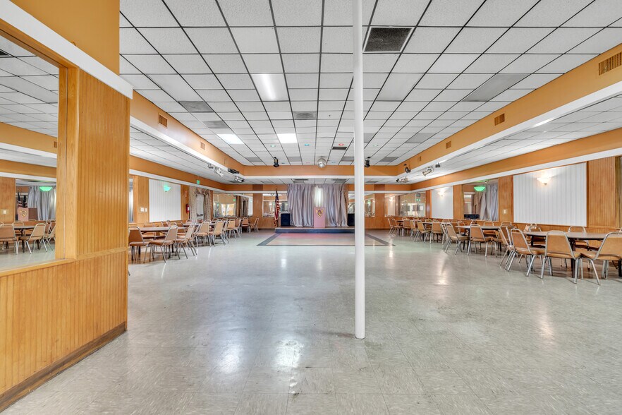 More Photos Of 463 Martelo Ave, Pasadena Office For Sale