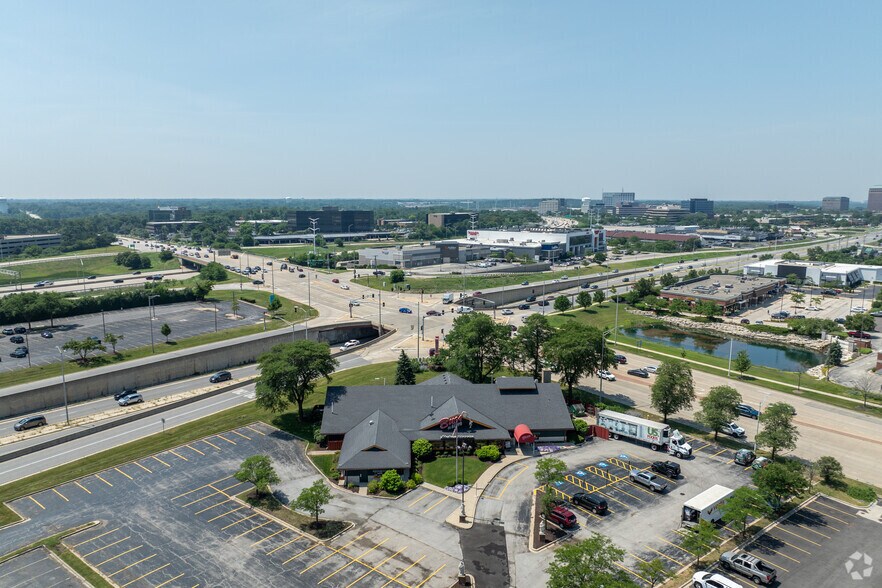 More Photos Of 90 Yorktown Mall Dr, Downers Grove Restaurant For Sale