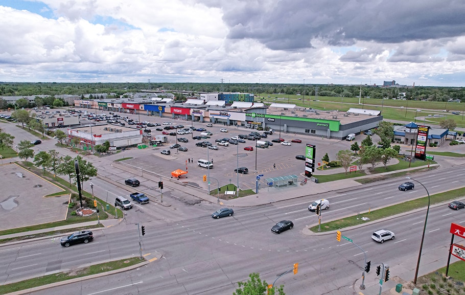 More Photos Of 1910 Pembina Hwy S, Winnipeg Freestanding For Lease