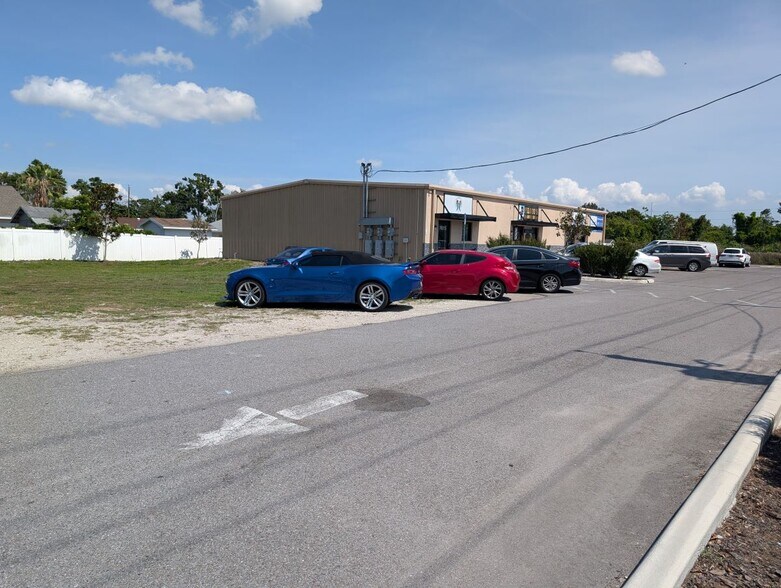 More Photos Of 7011 N Manhattan Ave, Tampa General Retail For Sale