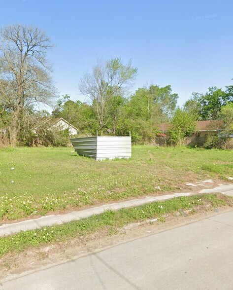 Primary Photo Of 8703 Lockwood dr, Houston Land For Lease