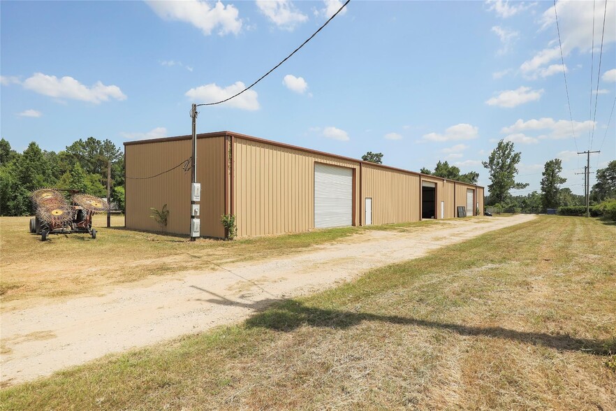 Primary Photo Of 14945 Wiggins Rd, Conroe Industrial For Sale
