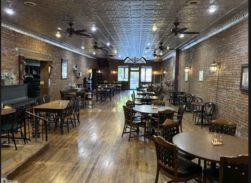 More Photos Of 104 N 16th St, Clarinda Hospitality For Sale