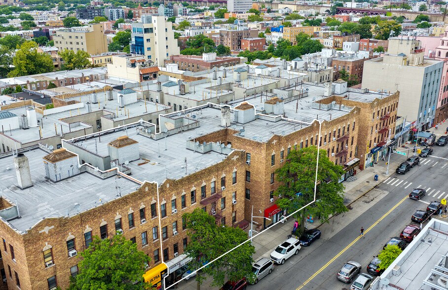 More Photos Of 25-12 Steinway St, Astoria Apartments For Sale