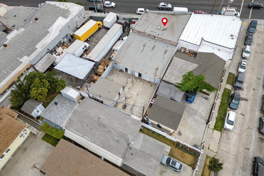 More Photos Of 10523 Long Beach Blvd, South Gate Storefront For Sale