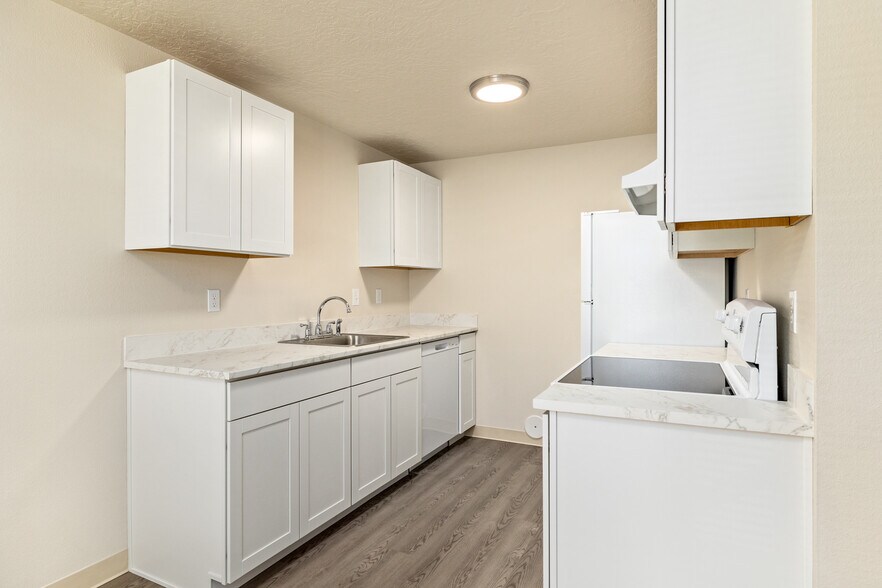 More Photos Of 5713 Garrett St, Boise Apartments For Sale