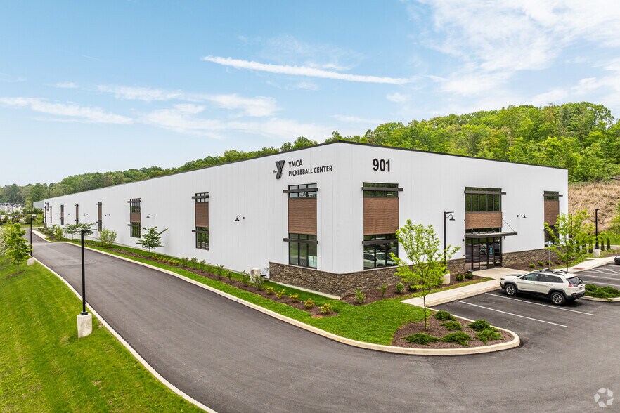 More Photos Of 901 Skelp Level Rd, Downingtown Warehouse For Lease