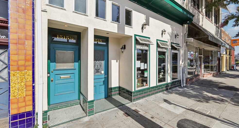 More Photos Of 1515 Park St, Alameda Bar For Lease